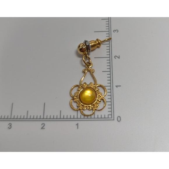 Vintage 14K Gold Plated Mother of Pearl Drop Earrings Floral Filigree USA Made - Picture 3 of 3